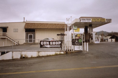 Yashica T3 - Polaroid CN 100